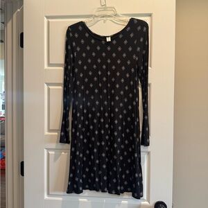 Old Navy Black Long Sleeve Scoop Neck Sundress
